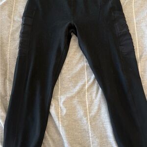 Fabletics Black Capris